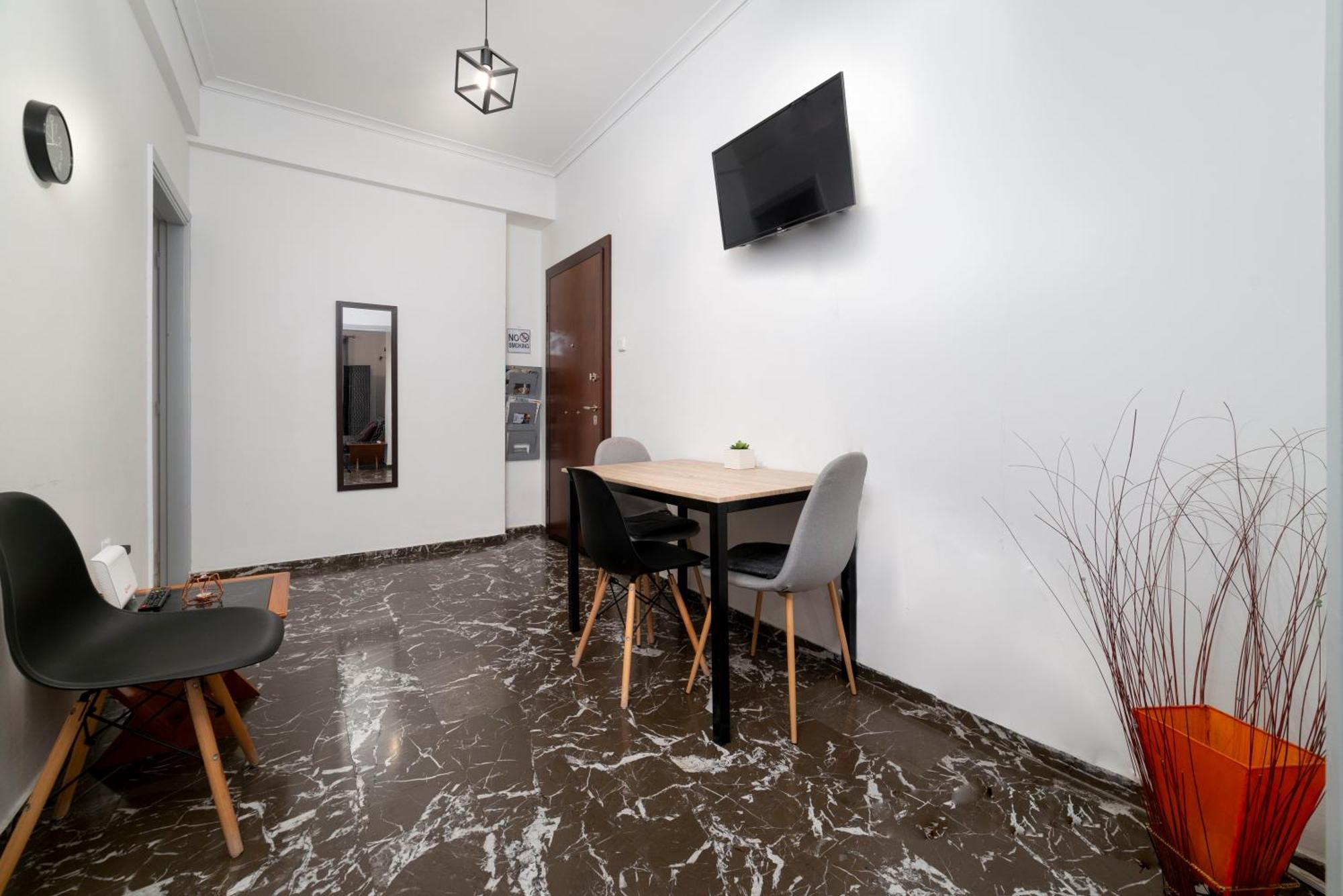 Local Urban Living 2Bd Apartment In Athens Atenas Exterior foto